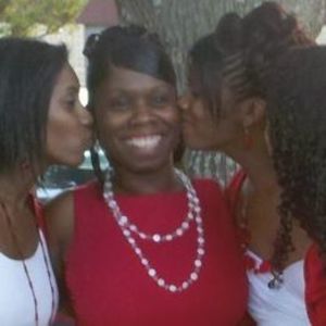 Meet your Posher, Valerie